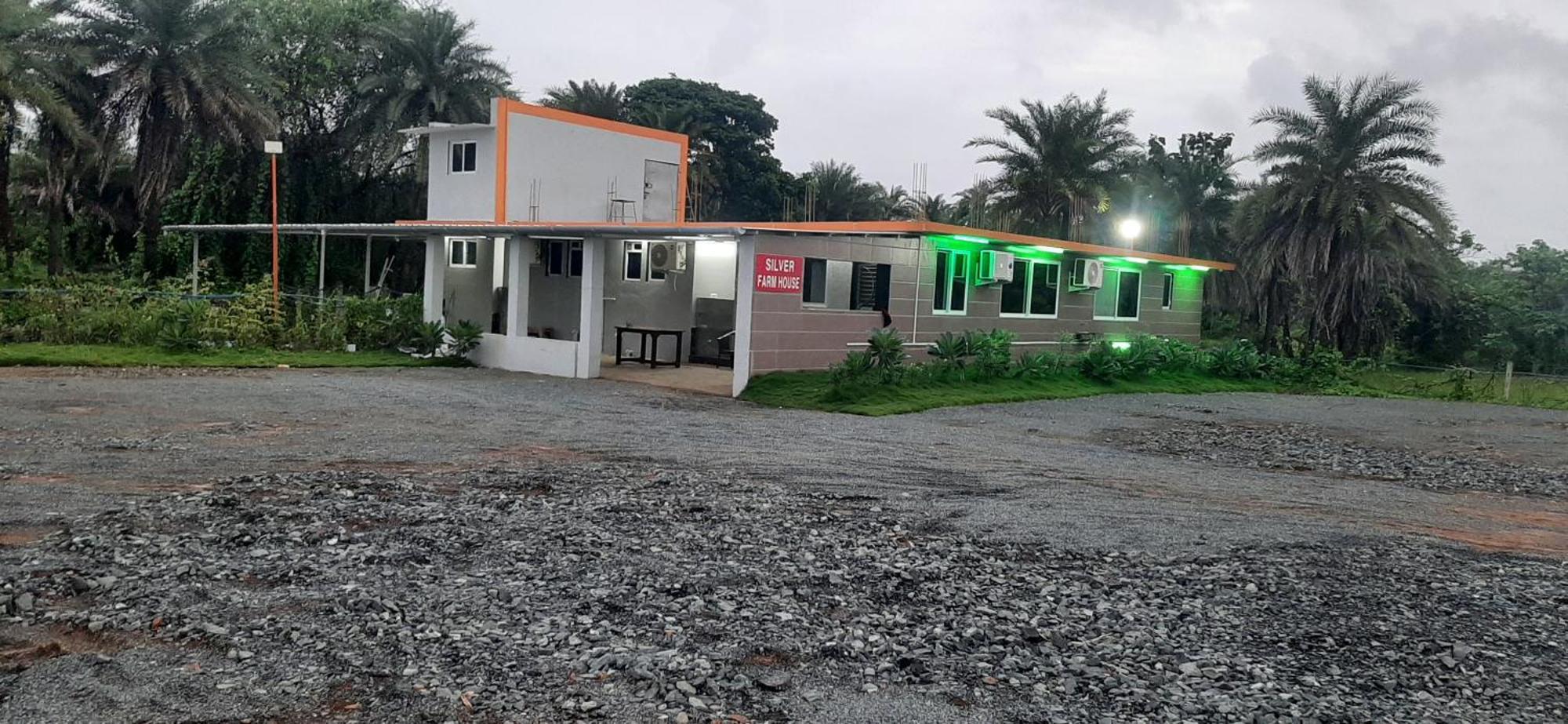 Hotel Silver Resort Daman Exterior foto